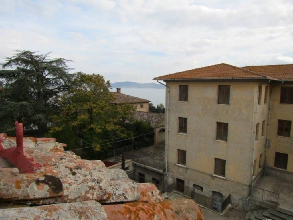 Appartamento a Castiglione del lago in Via Firenze - Foto 3