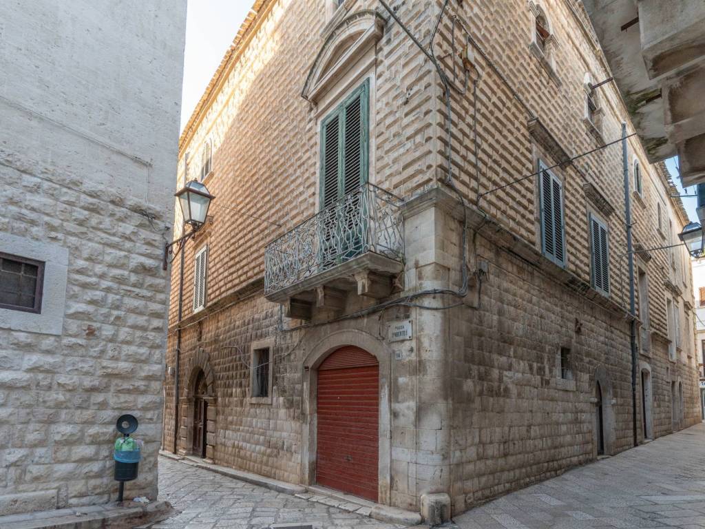 Palazzo / stabile a Rutigliano in Piazza Umberto I, 13 - Foto 2