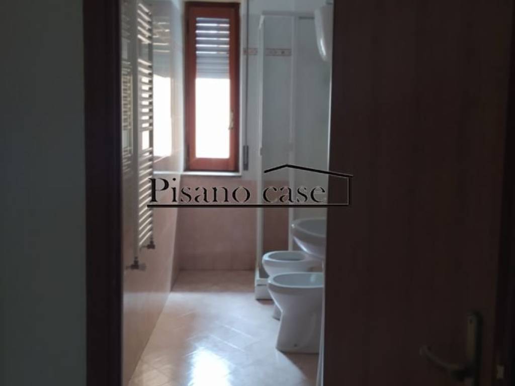 Appartamento a Roggiano gravina in Via Corrado Alvaro, 1 - Foto 4