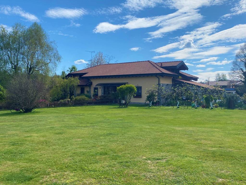 Villa a Invorio - Foto 2