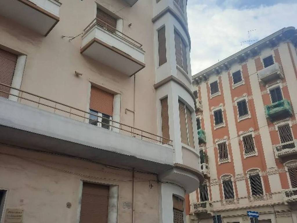 Appartamento a Taranto in Via Duca Di Genova, 78 - Foto 2