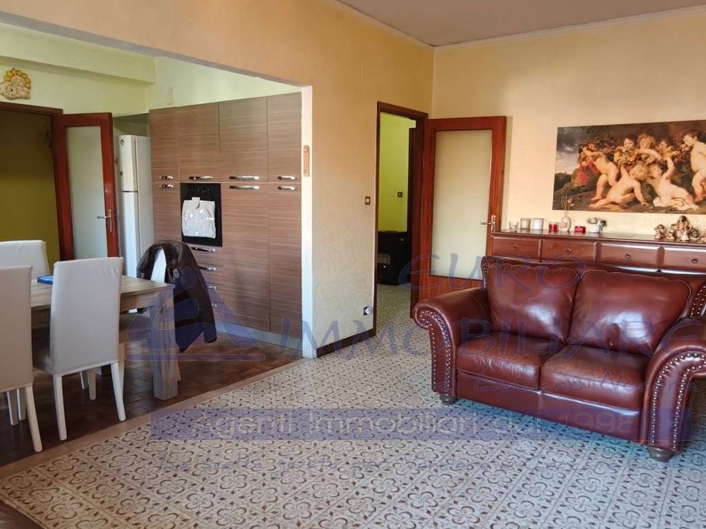 Appartamento a Maddaloni in Via Libertà, 33 - Foto 2