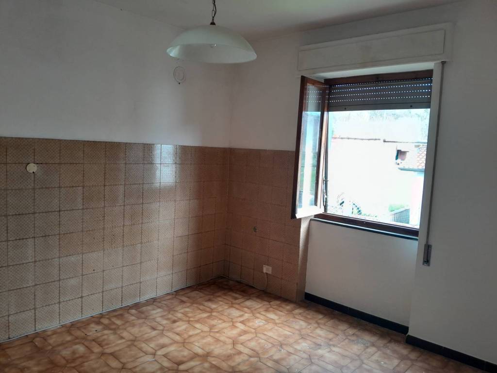 Appartamento a Brugnato in Via Regurone Sud - Foto 4