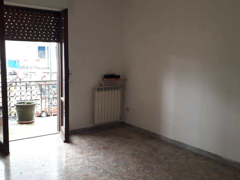 Appartamento a Napoli in Via Michele Pietravalle, 3 - Foto 4