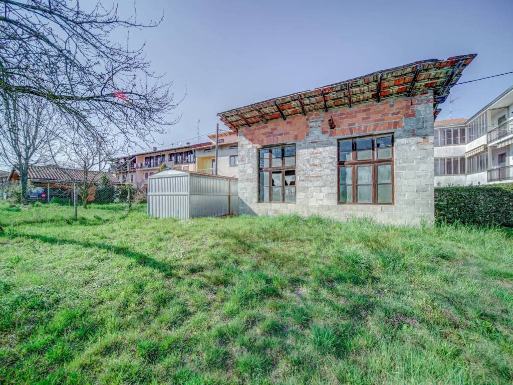 Casa indipendente a Borgomanero in Via Giuseppe Verdi, 24 - Foto 4