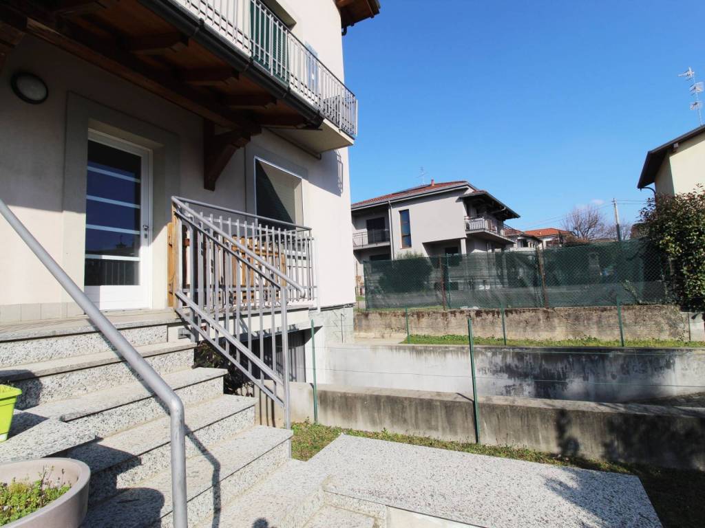 Appartamento a Gorla maggiore in Via Roma, 11 - Foto 2