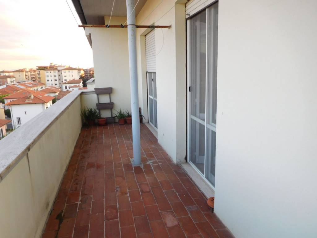 Attico / mansarda a Pisa in Via Eugenio Donadoni - Foto 3