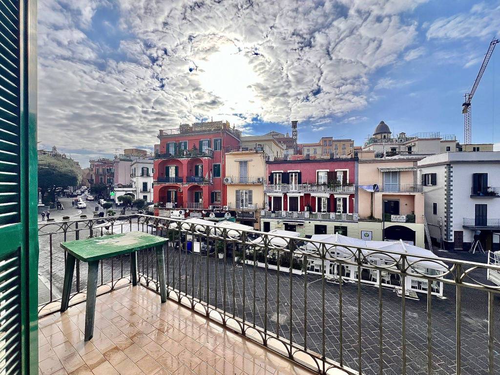 Appartamento a Pozzuoli in Corso della Repubblica - Foto 2