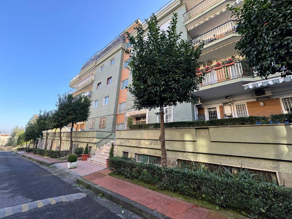 Appartamento a Napoli in Via Eduardo Nicolardi 254 - Foto 4