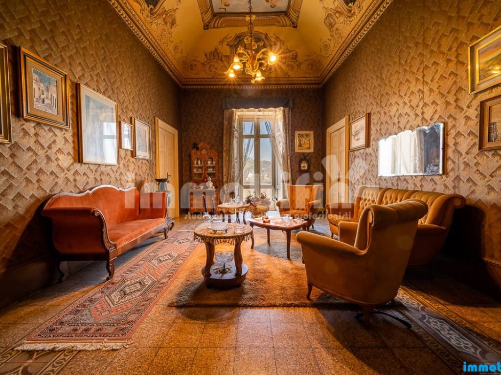Palazzo / stabile a Manduria in Viale Giuseppe Mancini - Foto 3