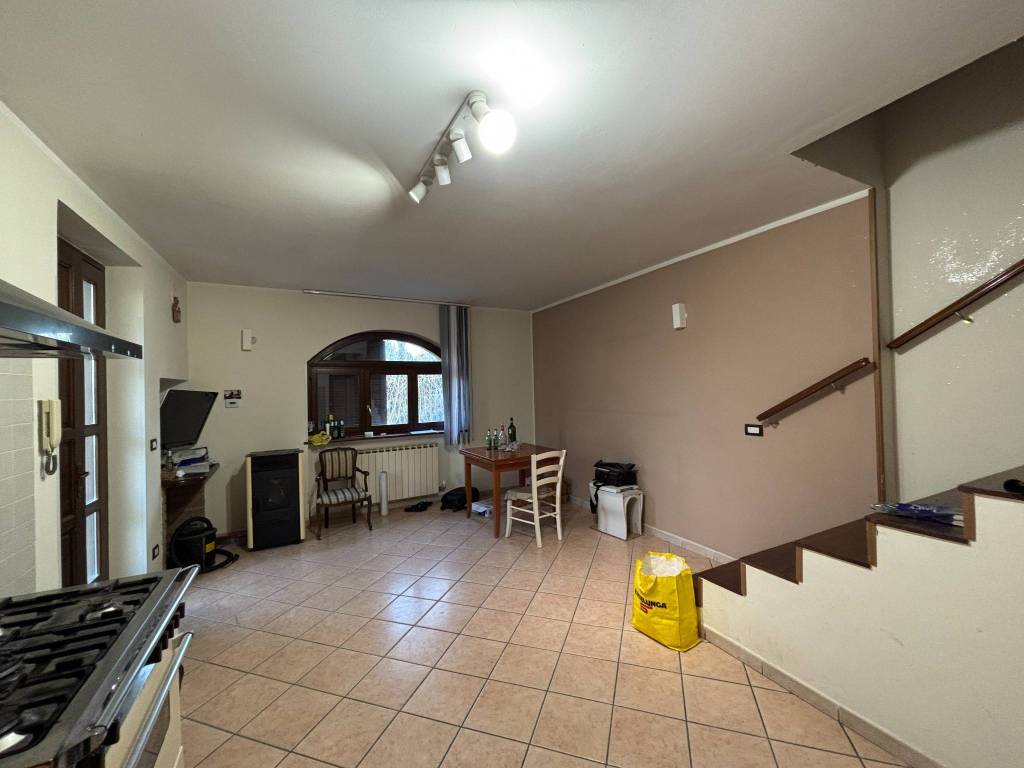 Villa a Cavaglià in Via Cesare Vercellone, 71 - Foto 3