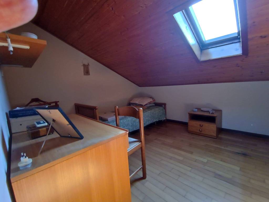 Casa indipendente a Baveno in Via Giulio Lavarini - Foto 5
