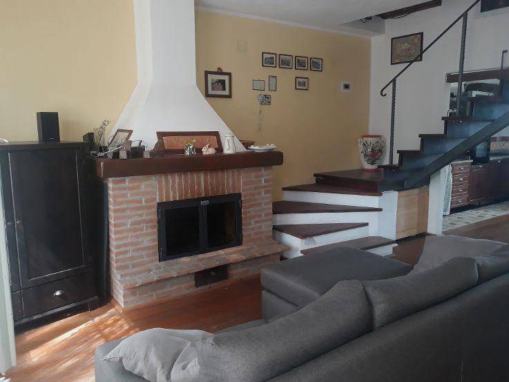 Appartamento a Castellina marittima in Via del Commercio - Foto 2