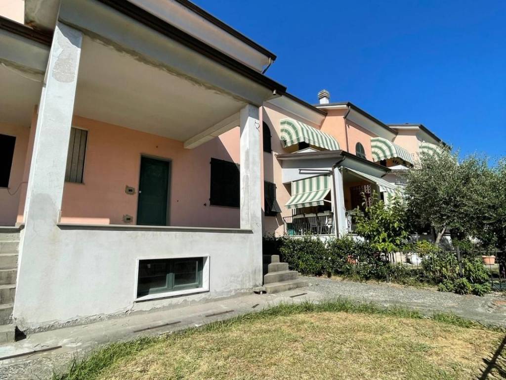 Villetta a schiera a Bolano in Via Romana - Foto 2