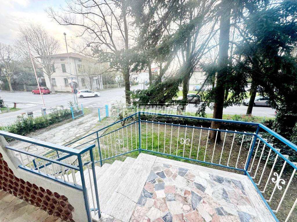 Casa indipendente a Castel bolognese in Via Don Carlo Cavina 4 - Foto 2