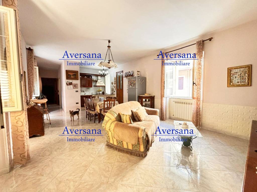Appartamento a Lusciano in Viale Alessandro Manzoni, 70 - Foto 3