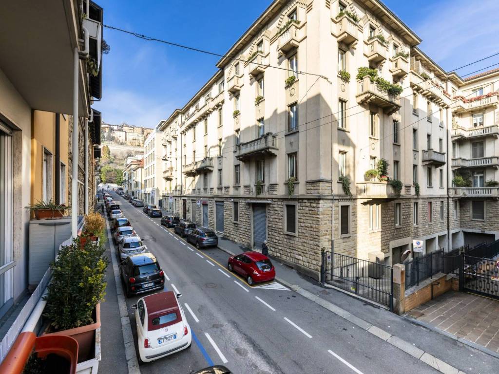 Appartamento a Bergamo in Via Antonio Locatelli, 40 - Foto 5