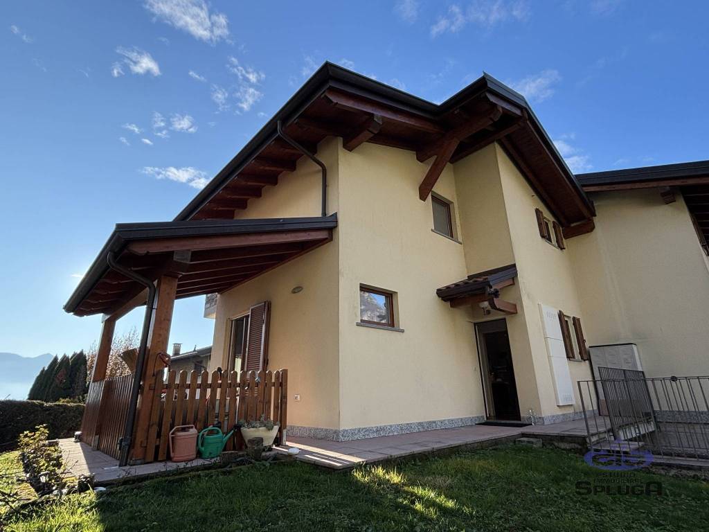 Villa a Novate mezzola in Via delle Vigne - Foto 3