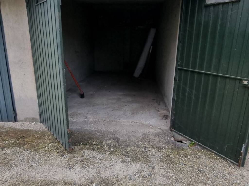 Box / garage a Vercelli in Via Tripoli, 70 - Foto 2