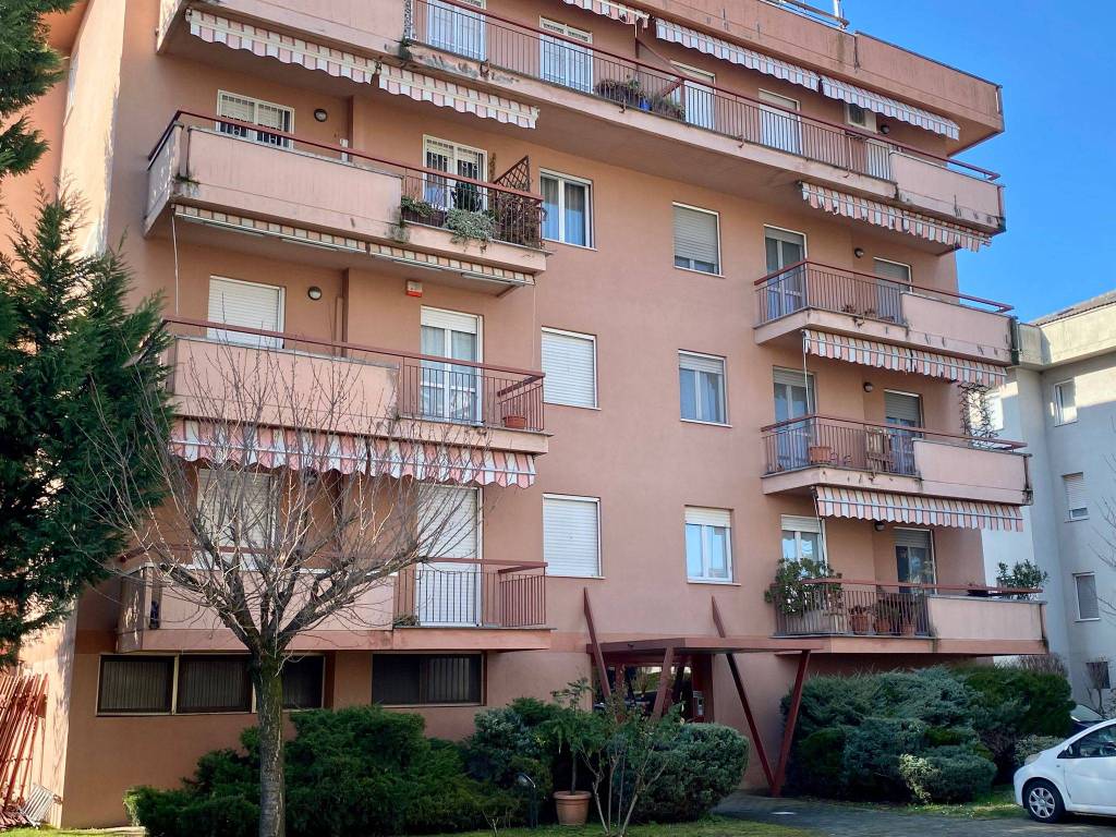 Appartamento a Voghera in Via 1 Maggio, 5 - Foto 2