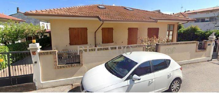 Villa a Senigallia - Foto 2