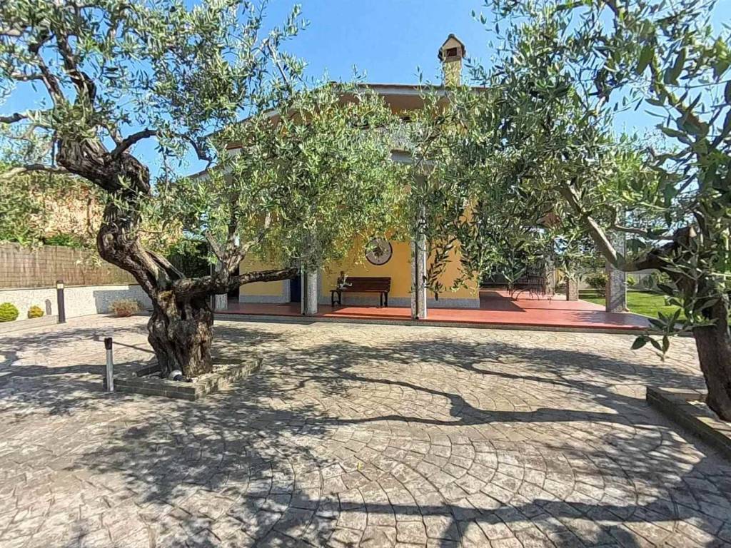 Villa a Fiano romano in Via Genova - Foto 4