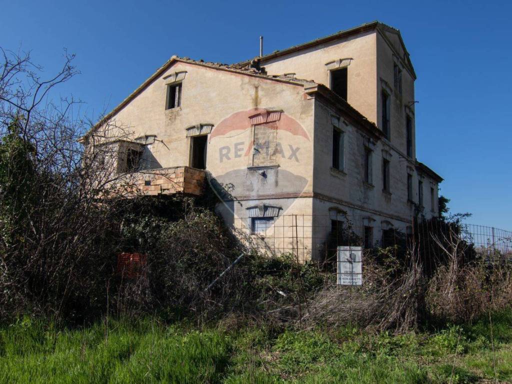 Rustico / casale a Jesi in VIA DELLE CHIUSE - Foto 4