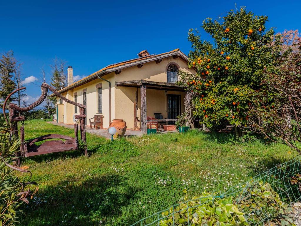 Villa a Grosseto in Strada Provinciale Bozzone - Foto 4