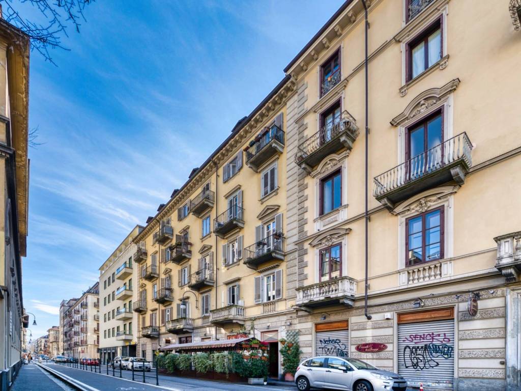 Appartamento a Torino in Via Antonio Giuseppe Ignazio Bertola, 57 - Foto 2