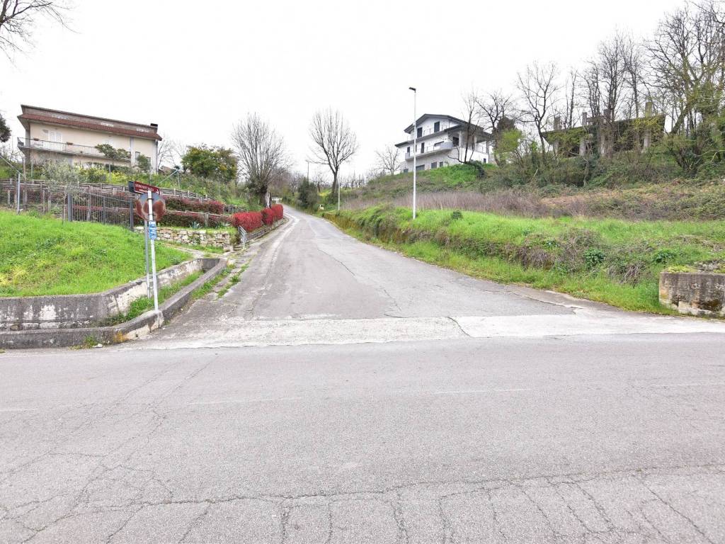 Terreno a Manocalzati in Via delle Vigne, 10 - Foto 2