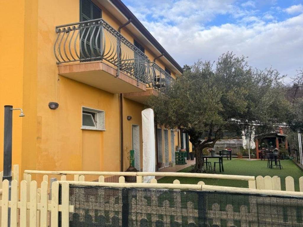 Immobile a Calice al cornoviglio in Località Valdonica - Foto 2