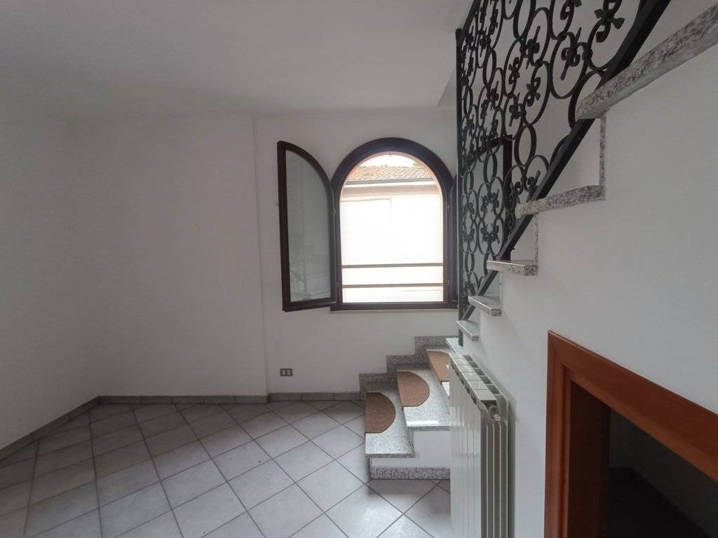 Appartamento a Castiglione del lago in Via Toscana - Foto 5