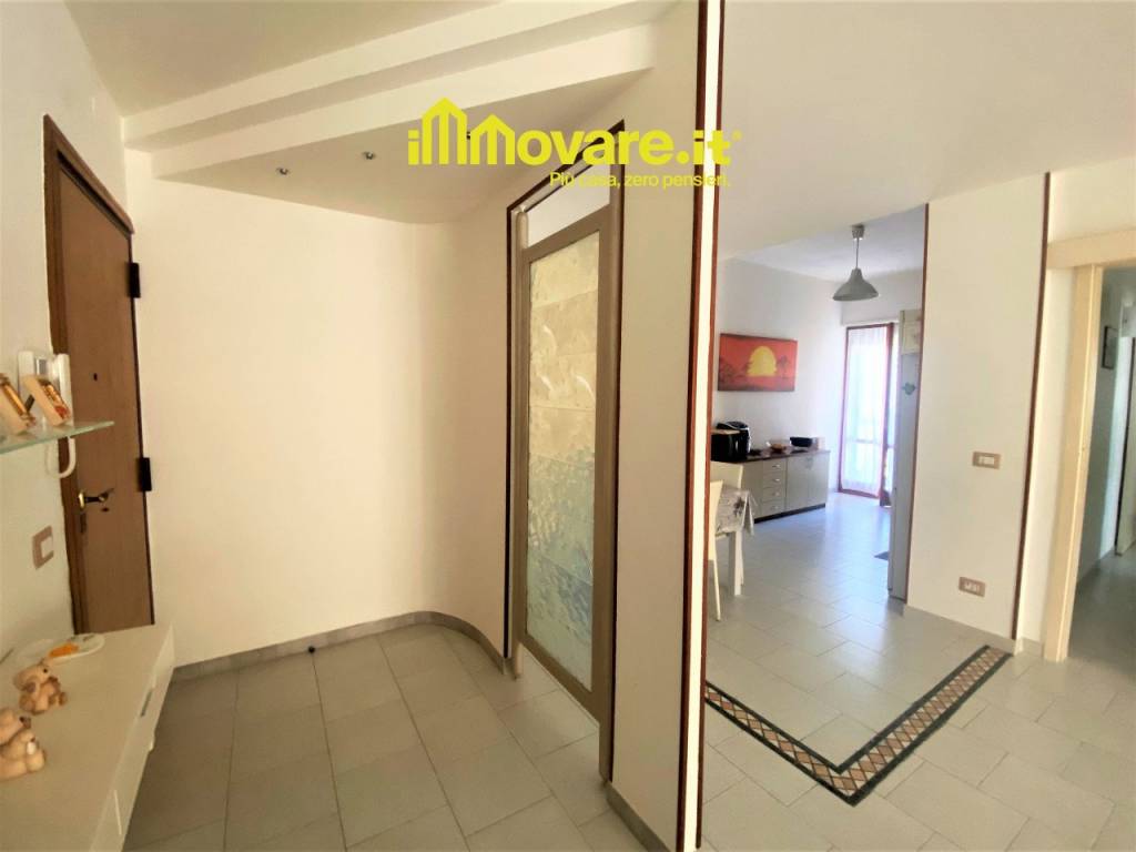 Appartamento a Triggiano in Via Dalla Chiesa - Foto 4