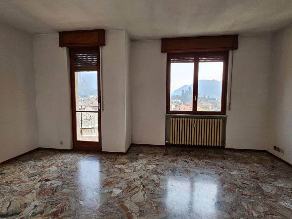 Appartamento a Varallo in Via 24 Maggio - Foto 4