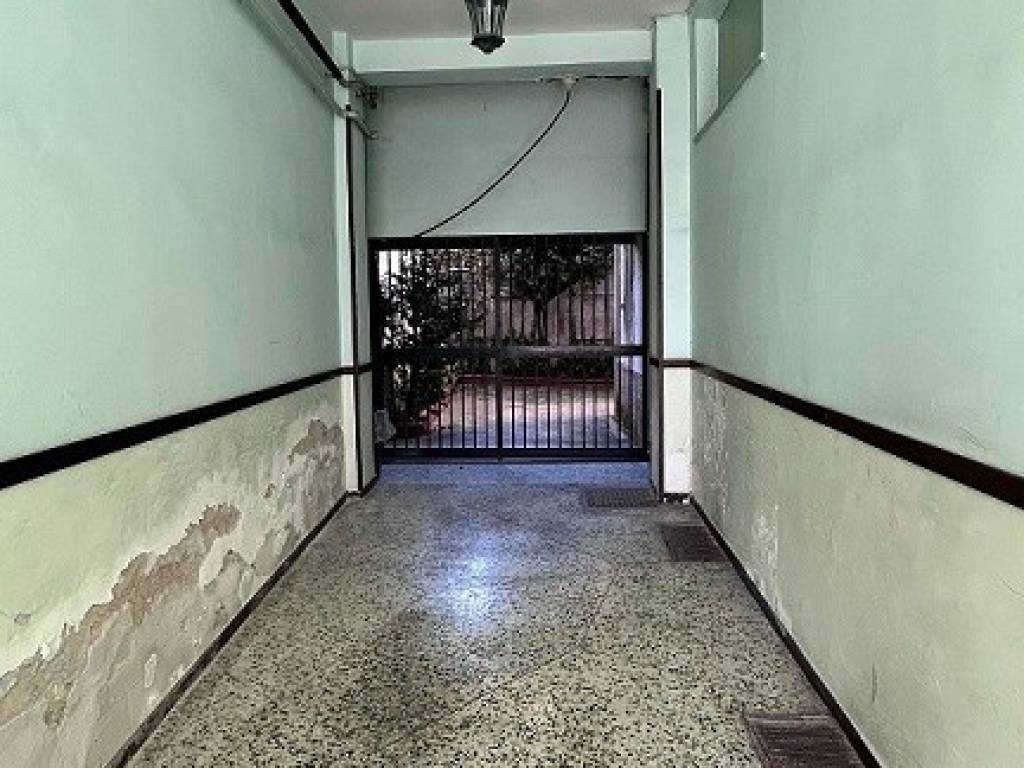 Appartamento a Napoli in Via Vincenzo Janfolla - Foto 2