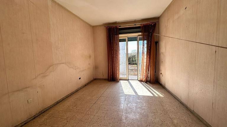 Appartamento a Napoli in Via Vincenzo Janfolla - Foto 3