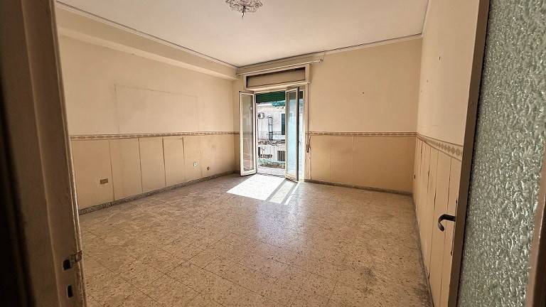 Appartamento a Napoli in Via Vincenzo Janfolla - Foto 4