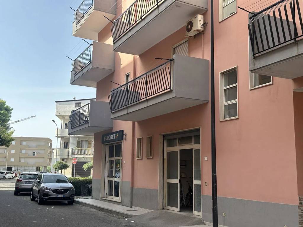 Appartamento a Cirò marina in Via Palmiro Togliatti, 73 - Foto 2