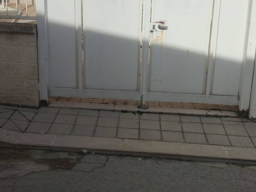 Box / garage a Modugno in VIA ANGELO PAPARELLA 2/A - Foto 3