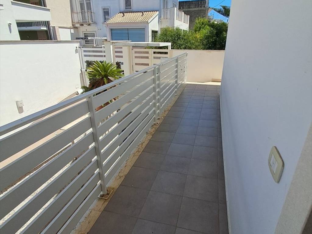 Villa a Modugno in VIA ALESSANDRO VOLTA 2/A - Foto 4