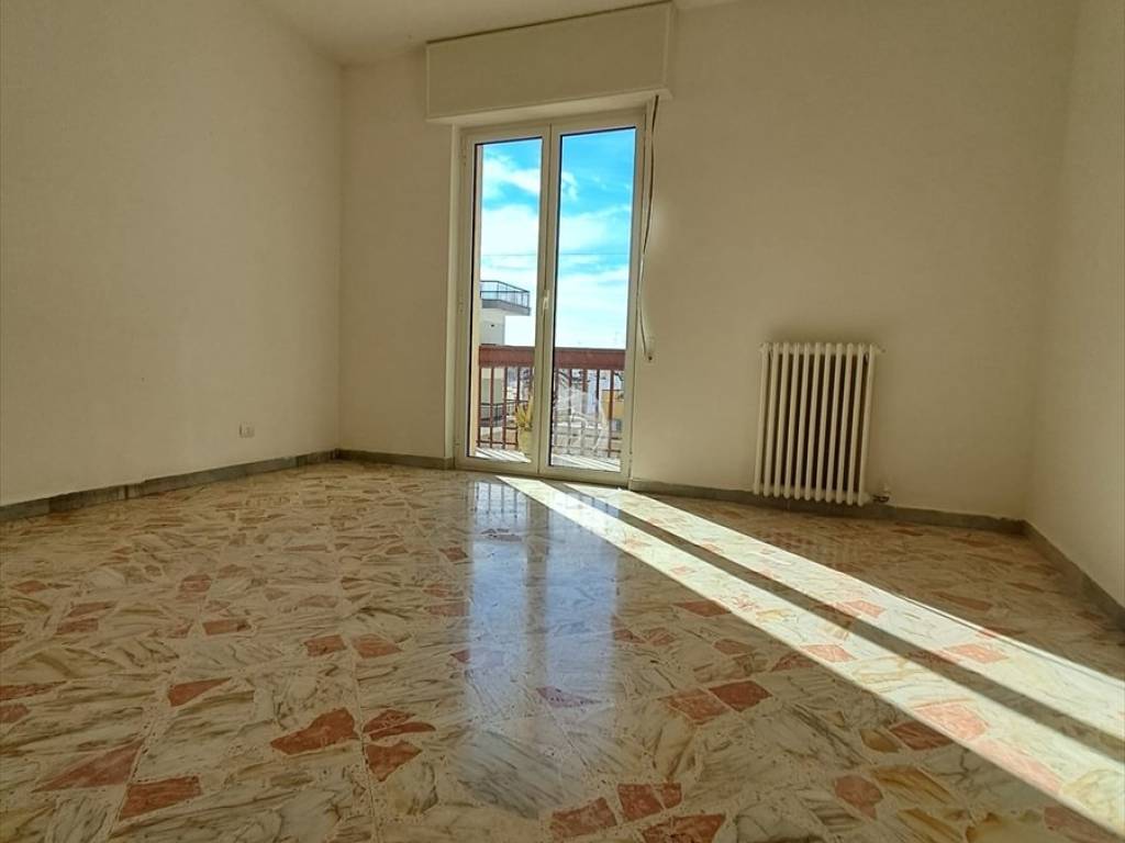 Appartamento a Bitonto in VIA ENRICO LABINI 40 - Foto 5