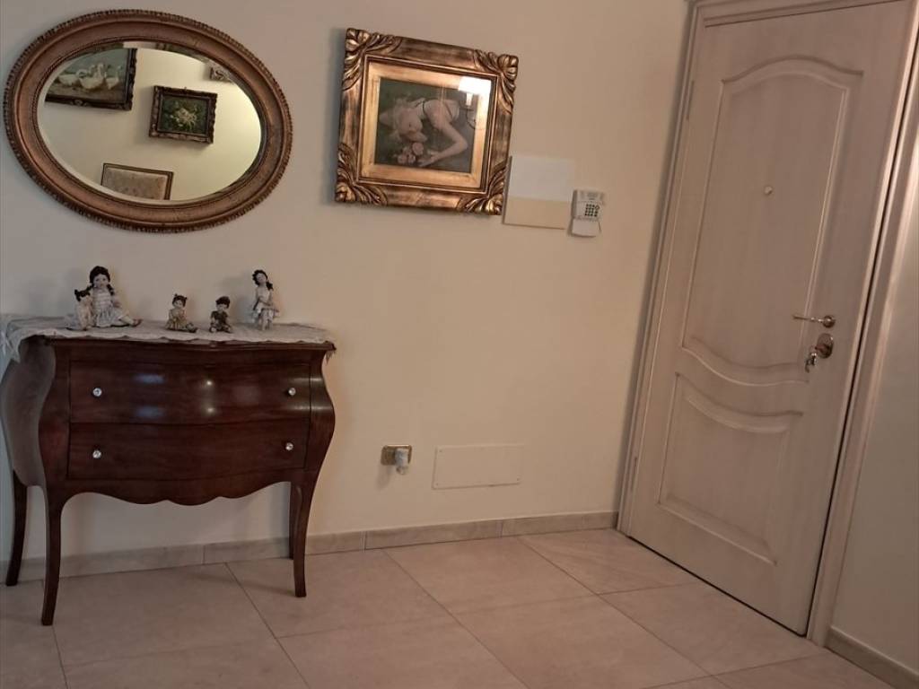 Appartamento a Modugno in Piazza Falcone e Borsellino, 4 - Foto 3