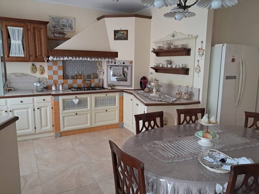 Appartamento a Modugno in Piazza Falcone e Borsellino, 4 - Foto 5