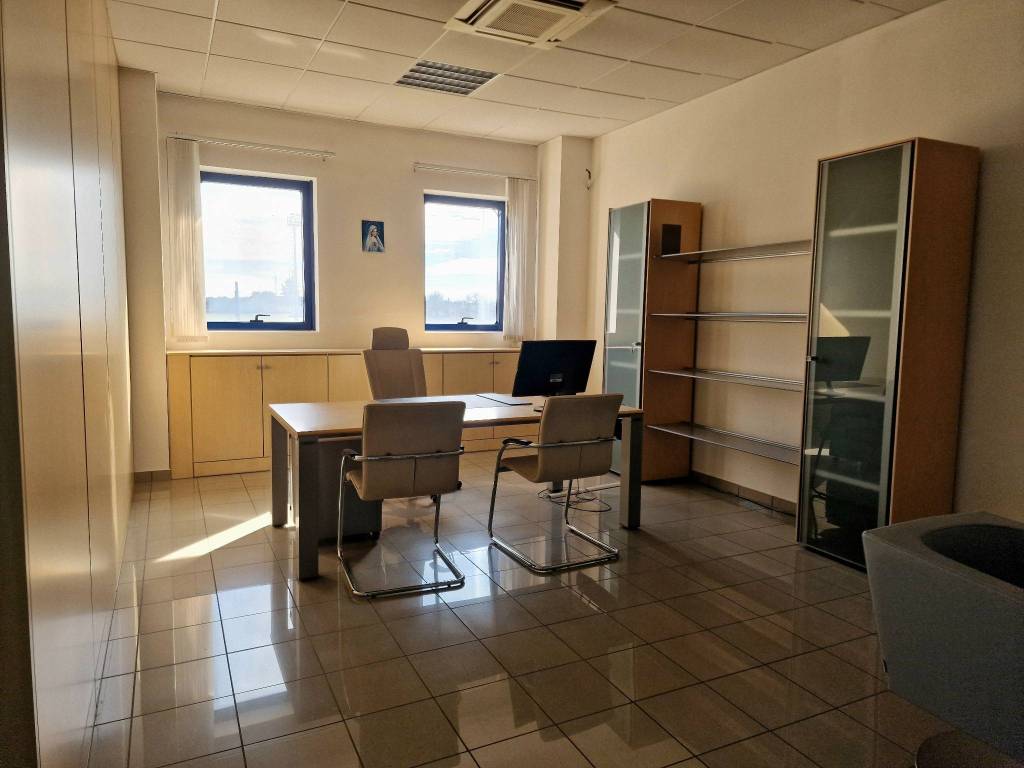 Immobile a Bagnolo san vito in Via Catania - Foto 5