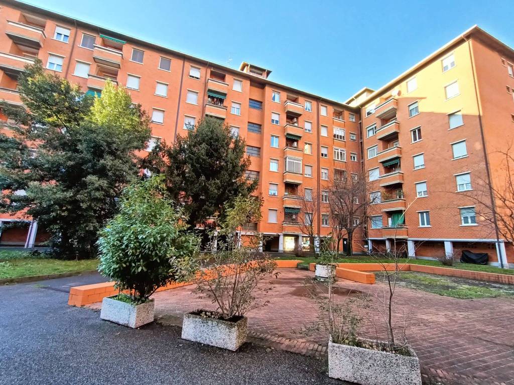 Appartamento a Monza in Via Angelo Poliziano, 2 - Foto 2