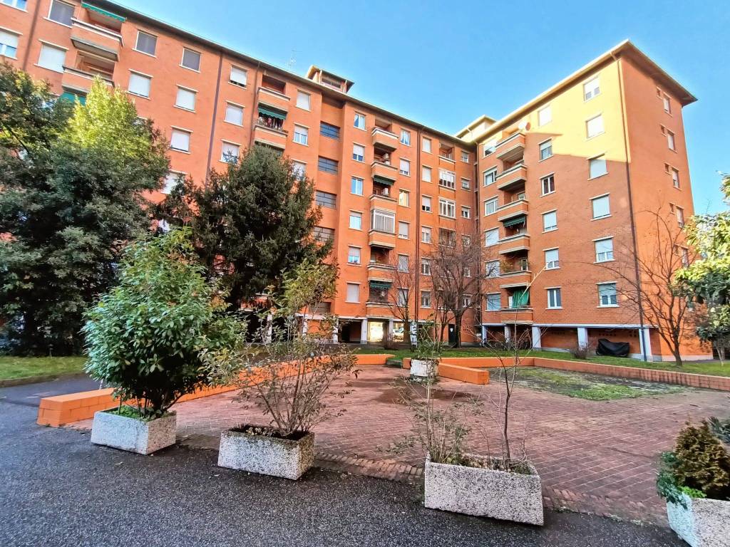 Appartamento a Monza in Via Angelo Poliziano, 2 - Foto 3