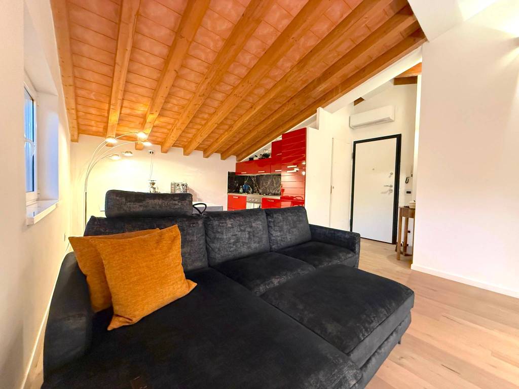 Appartamento a Sarzana in Via Nave, 71 - Foto 2