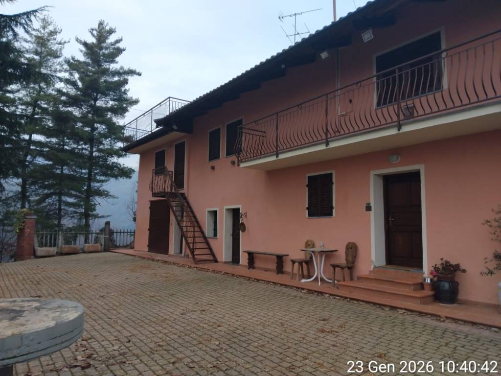 Villa a Revello in Via San Pietro, 7 - Foto 3