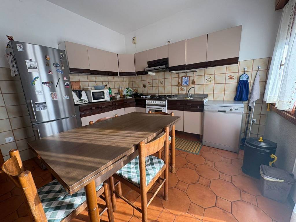 Appartamento a Adria in BOTTRIGHE Via S. Bolzoni, 0 - Foto 2