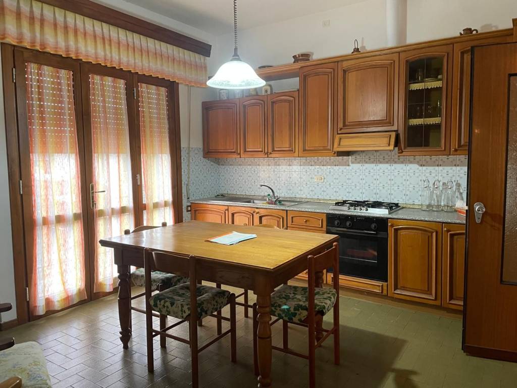 Villa a Uzzano in Via della Costa - Foto 3